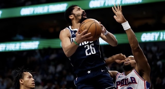 kaiyun包含费城76人发布备战花絮，窗口期造点机会，NBA常规赛任务艰巨，训练强度明显提升的词条