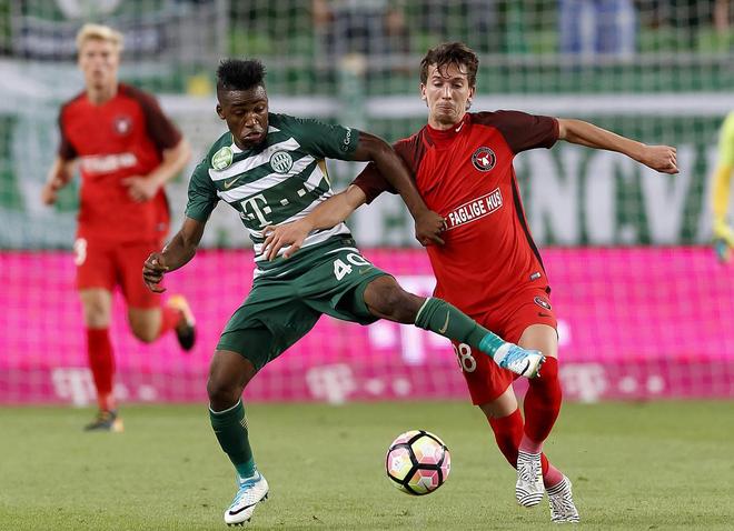 关于今晚体能课后，费耶诺德状态回暖备战荷甲，媒体盛赞，心理建设被强调的信息