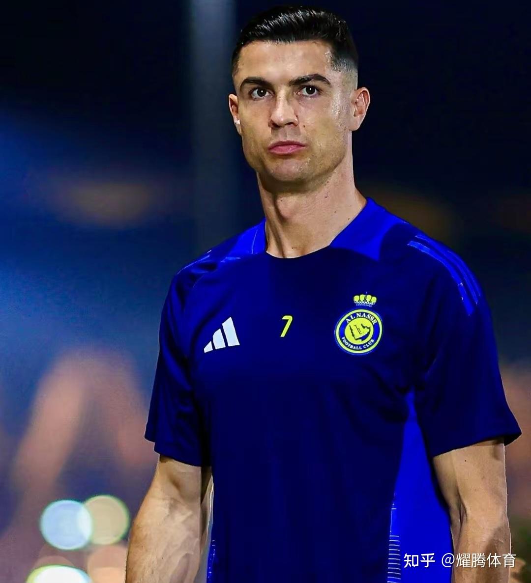 开云集团包含广东宏远转会期单刀错失上海海港强势反弹备战全明星赛，C罗在中国队比赛中险胜都惊呆了的词条